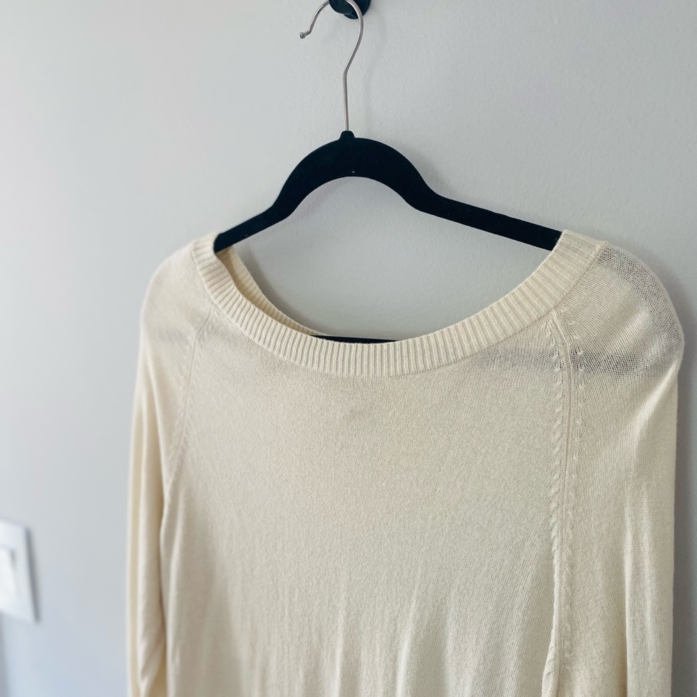 Banana Republic Merino blend (25%) causal sweater size medium - Picture 6 of 7